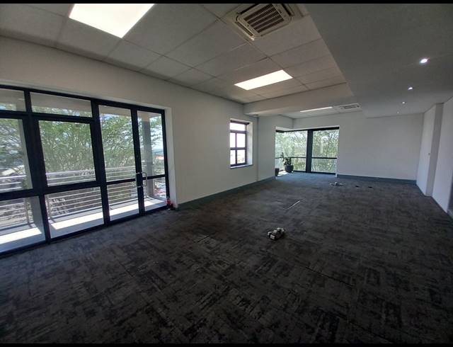 409M² OFFICE TO LET IN BRYANSTON